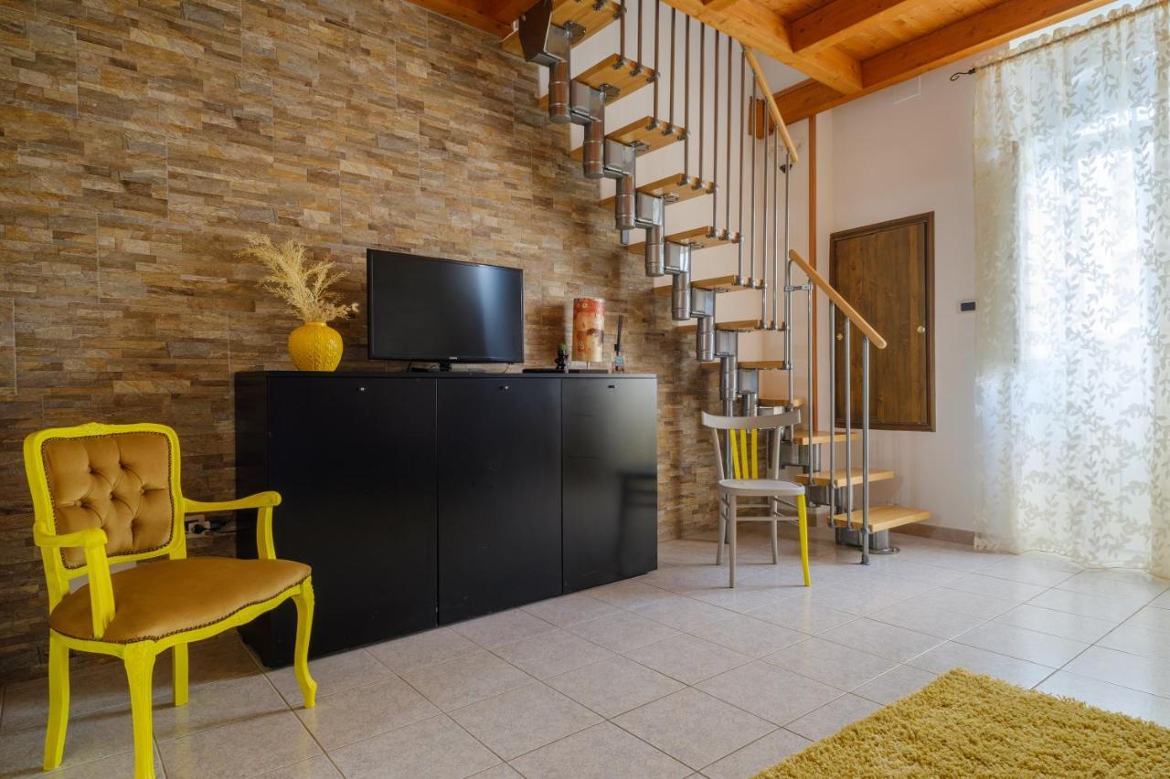 Casa Ta Nonna Apartment Supersano Bagian luar foto