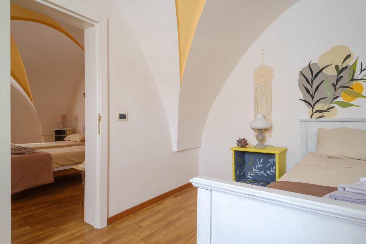 Casa Ta Nonna Apartment Supersano Bagian luar foto
