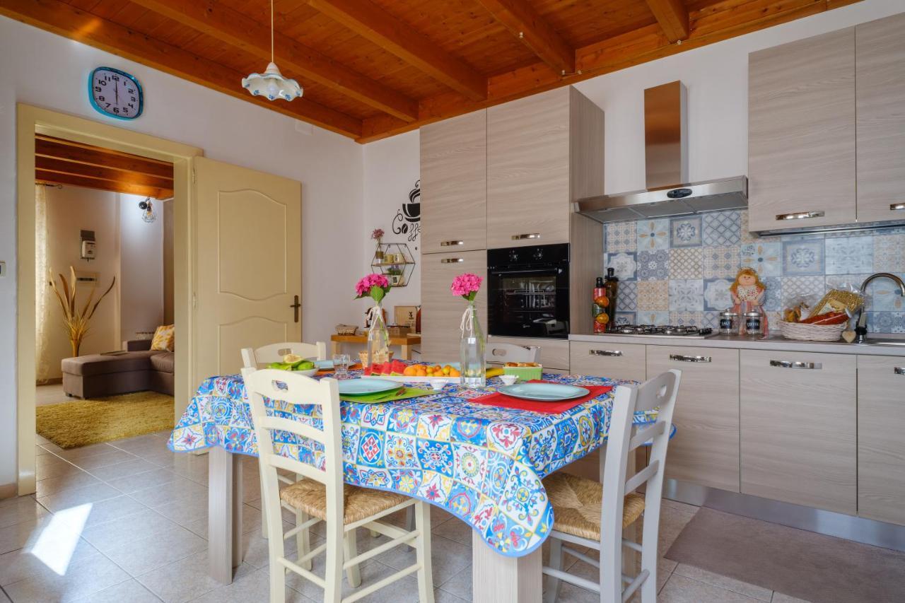 Casa Ta Nonna Apartment Supersano Bagian luar foto